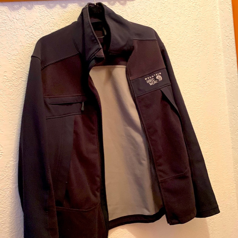 Mountain hardware black coat size medium men’s